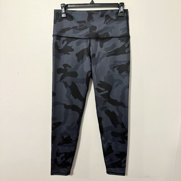 Lululemon Align 23" Leggings, Black & Gray Camouflage Camo Cropped - Size 8 - Picture 2 of 8